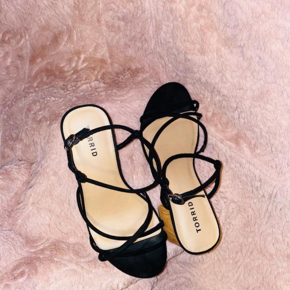 Black Faux Suede STRAPPY Woodgrain Block Heel